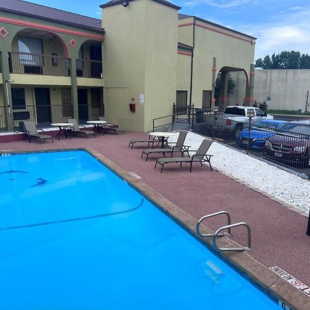Surestay Hotel By Best Western Mt Pleasant Mount Pleasant Exterior photo