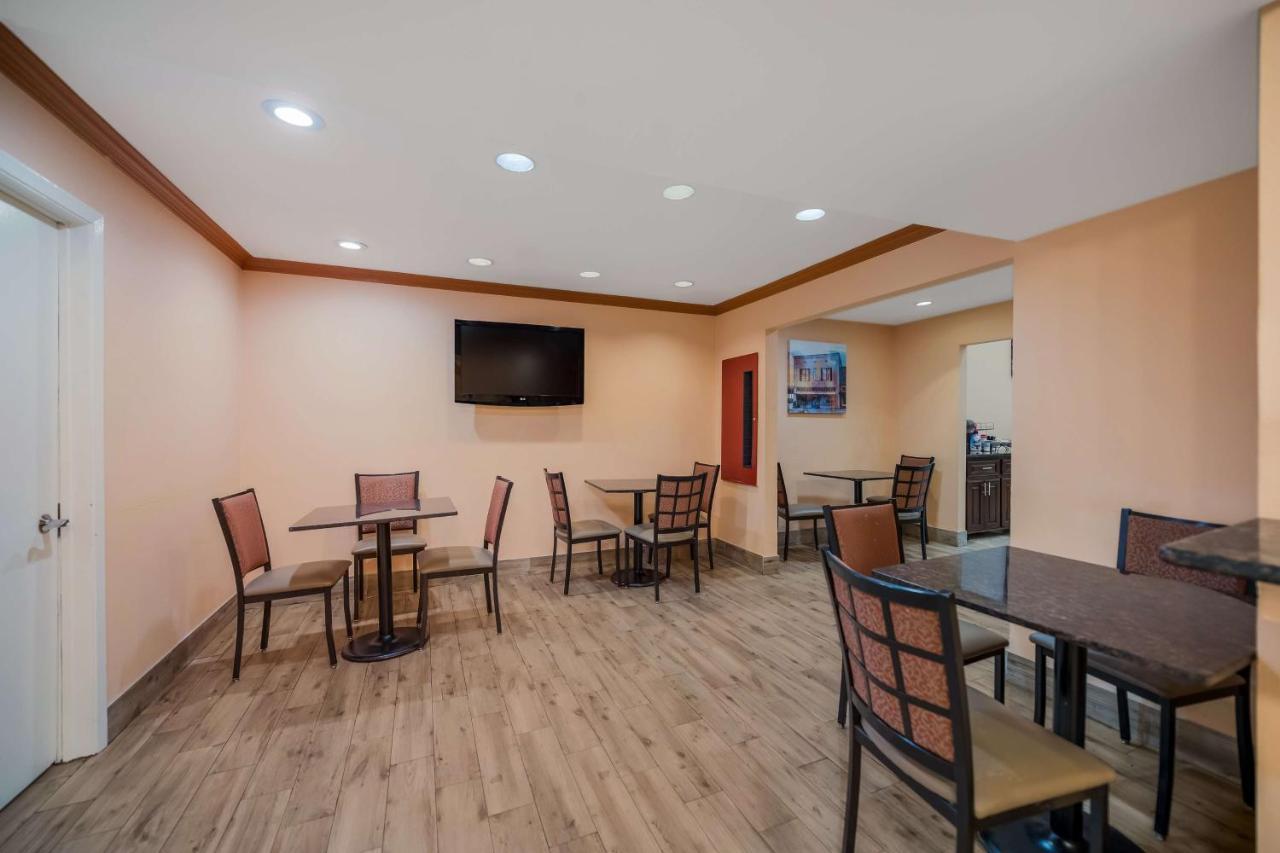 Surestay Hotel By Best Western Mt Pleasant Mount Pleasant Exterior photo