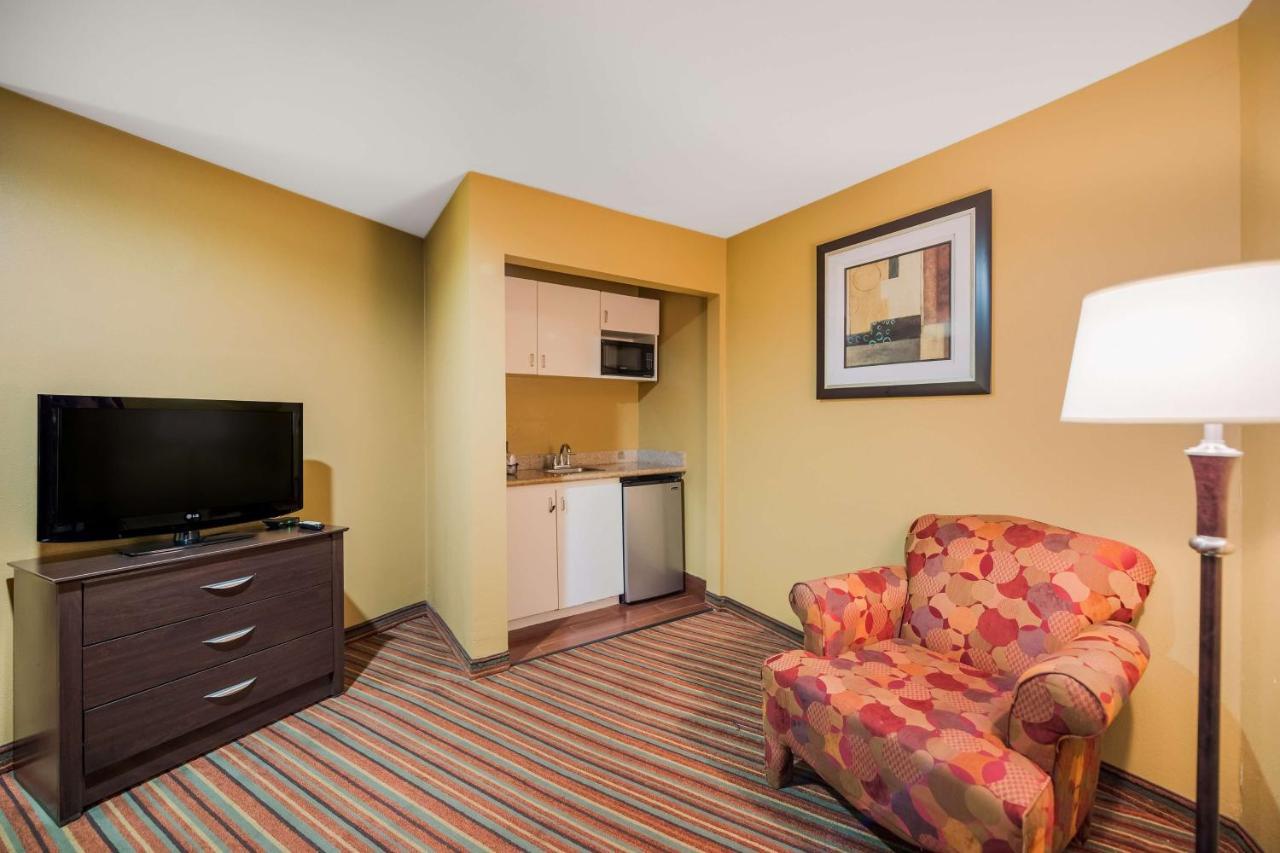 Surestay Hotel By Best Western Mt Pleasant Mount Pleasant Exterior photo