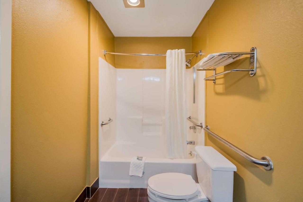 Surestay Hotel By Best Western Mt Pleasant Mount Pleasant Exterior photo