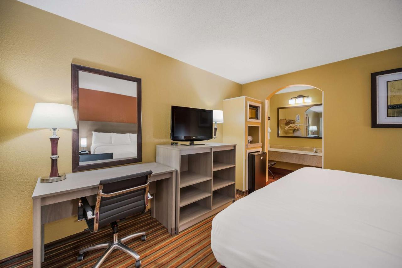 Surestay Hotel By Best Western Mt Pleasant Mount Pleasant Exterior photo