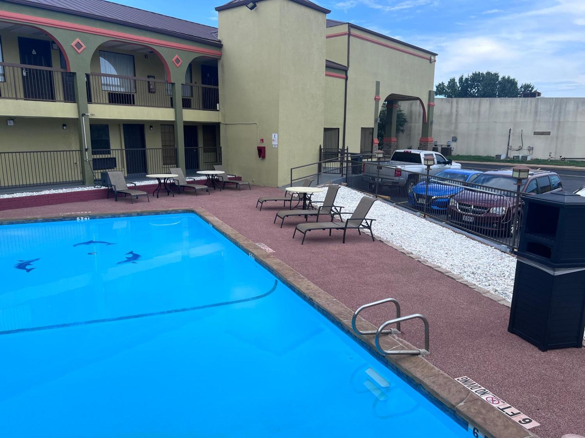Surestay Hotel By Best Western Mt Pleasant Mount Pleasant Exterior photo