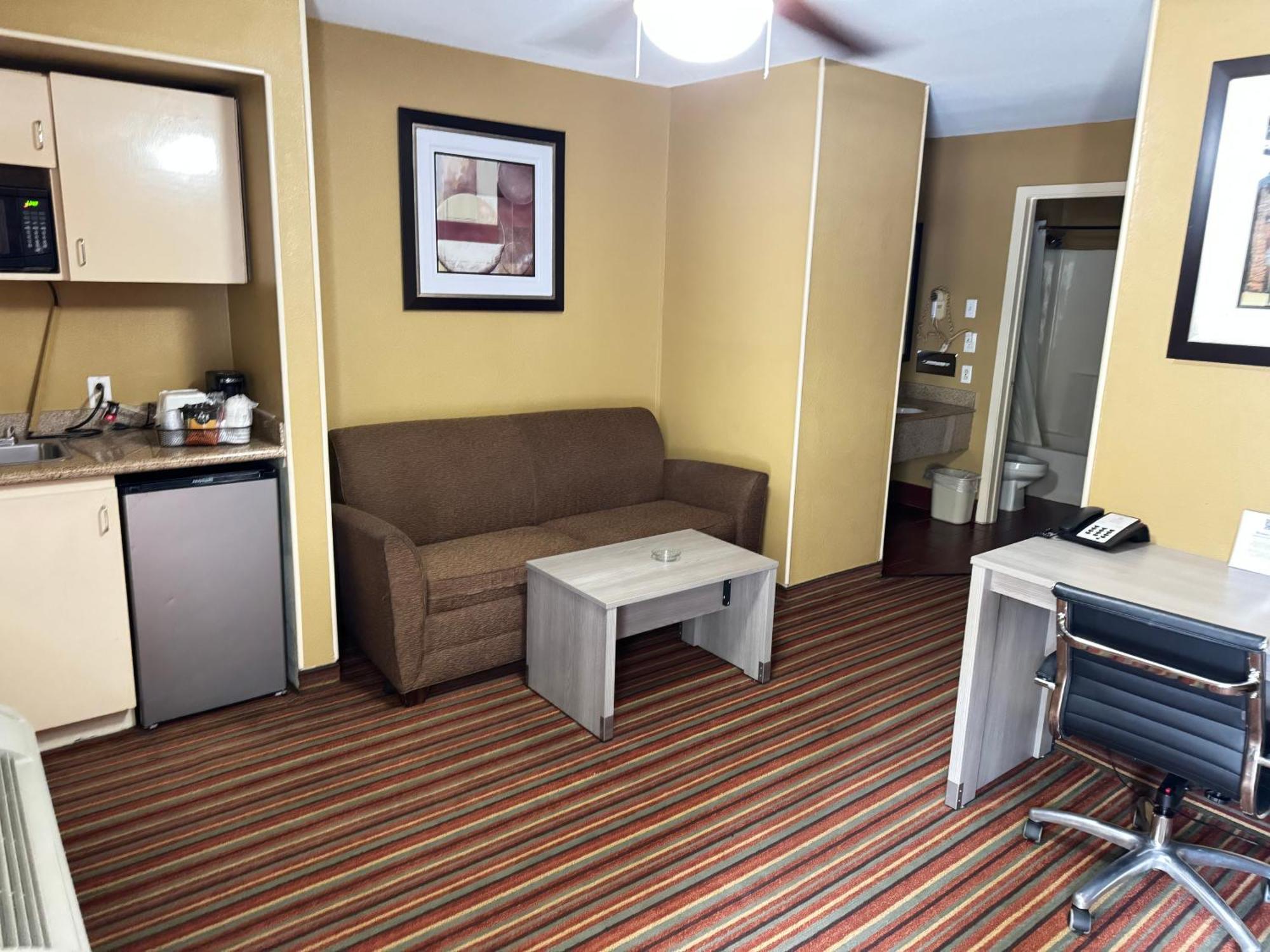 Surestay Hotel By Best Western Mt Pleasant Mount Pleasant Exterior photo
